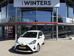 Wit Gebruikt 2019 Toyota Yaris Active Hatchback | € 13.445 (Eerlijke prijs)