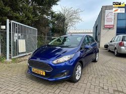 Blauw Gebruikt 2015 Ford Fiesta Hatchback | € 4.995 (Iets duurder)