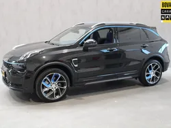 Zwart Gebruikt 2023 Lynk & Co 01 SUV | € 29.995 (Eerlijke prijs)