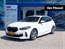 Wit Gebruikt 2021 BMW 116 Executive Hatchback | € 21.940 (Eerlijke prijs)