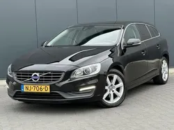 Zwart, metallic lak Gebruikt 2017 Volvo V60 Stationwagen | € 14.995 (Goede deal)