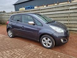 Grijs, metallic lak Gebruikt 2014 Kia Venga Hatchback | € 5.950 (Eerlijke prijs)