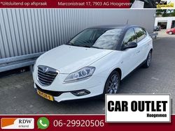 Wit Gebruikt 2012 Lancia Delta Silver Hatchback | € 4.950 (Goede deal)