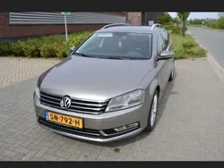 Bruin Gebruikt 2012 VW Passat Highline Stationwagen | € 6.750 (Eerlijke prijs)