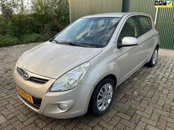 Grijs Gebruikt 2009 Hyundai i20 Hatchback | € 1.895 (Eerlijke prijs)