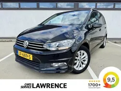Zwart Gebruikt 2016 VW Touran Comfortline MPV | € 12.949 (Duur)