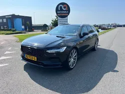 Zwart Gebruikt 2017 Volvo V90 Momentum Stationwagen | € 8.999 (Super prijs)