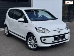 Wit Gebruikt 2015 VW up! CLUB Hatchback | € 6.750 (Iets duurder)