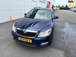 Blauw Gebruikt 2011 Skoda Octavia Business Line Stationwagen | € 2.950 (Duur)