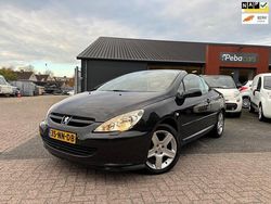 Zwart Gebruikt 2004 Peugeot 307 CC Cabriolet | € 1.950 (Eerlijke prijs)