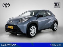 Grijs Gebruikt 2024 Toyota Aygo X Play SUV | € 17.245