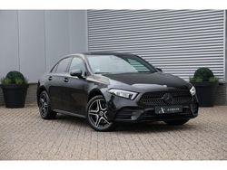 Zwart Gebruikt 2021 Mercedes A250 AMG Sedan | € 28.490 (Eerlijke prijs)