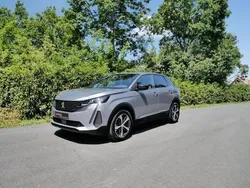 Grijs Gebruikt 2024 Peugeot 3008 Allure Sedan | € 22.950 (Eerlijke prijs)
