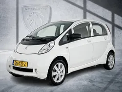 Wit Gebruikt 2018 Peugeot iON Active Hatchback | € 6.750