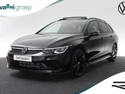 Zwart Nieuw 2024 VW Golf VIII Business Stationwagen | € 47.499 (Iets duurder)