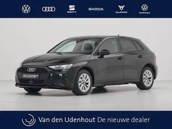 Zwart Gebruikt 2022 Audi A3 Sportback Hatchback | € 25.940 (Goede deal)