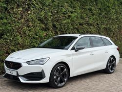 Wit Gebruikt 2023 Cupra Leon VZ Stationwagen | € 29.890 (Goede deal)