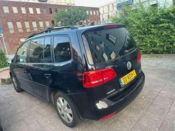 Zwart Gebruikt 2012 VW Touran Comfortline MPV | € 7.500 (Duur)