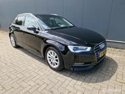 Zwart Gebruikt 2013 Audi A3 Sportback Attraction Hatchback | € 7.750 (Eerlijke prijs)