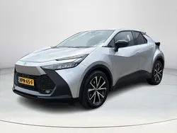 Grijs Gebruikt 2024 Toyota C-HR SUV | € 33.850 (Super prijs)
