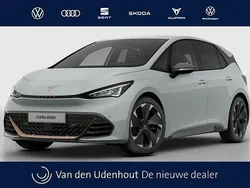 Wit Nieuw 2025 Cupra Born Limited Edition Hatchback | € 39.180 (Eerlijke prijs)