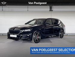 Zwart, metallic lak Gebruikt 2025 BMW 520 M Sport Stationwagen | € 66.900 (Eerlijke prijs)