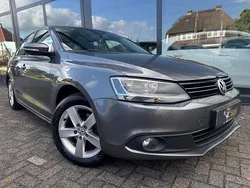 Grijs Gebruikt 2011 VW Jetta Comfortline Sedan | € 4.950 (Eerlijke prijs)