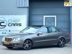 Grijs (metallic) Gebruikt 2006 Mercedes E320 Avantgarde Sedan | € 3.795 (Goede deal)