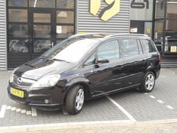 Zwart Gebruikt 2006 Opel Zafira Enjoy MPV | € 2.250 (Goede deal)