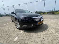 Zwart Gebruikt 2010 Opel Insignia Cosmo Stationwagen | € 3.950 (Eerlijke prijs)