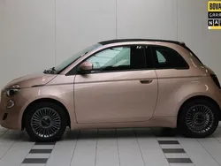 , metallic lak Gebruikt 2022 Fiat 500C Icon Cabriolet | € 20.950 (Eerlijke prijs)