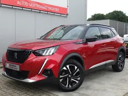 Rood Gebruikt 2022 Peugeot 2008 GT SUV | € 22.950 (Eerlijke prijs)