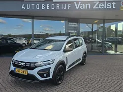 Wit Gebruikt 2024 Dacia Jogger Extreme MPV | € 26.950 (Eerlijke prijs)