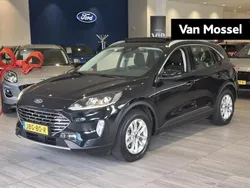 Zwart Gebruikt 2021 Ford Kuga Titanium SUV | € 22.945 (Eerlijke prijs)