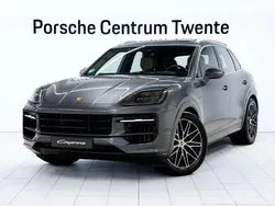 Grijs, metallic lak Gebruikt 2024 Porsche Cayenne S E-Hybrid SUV | € 144.900