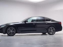 Zwart Gebruikt 2021 BMW 520 Comfort Edition Sedan | € 32.409 (Eerlijke prijs)