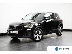 Zwart Gebruikt 2022 Volvo XC40 Inscription SUV | € 35.900 (Eerlijke prijs)