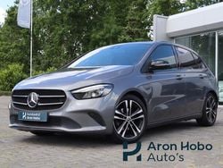 Grijs Gebruikt 2019 Mercedes B180 MPV | € 23.950 (Iets duurder)