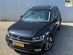 Zwart Gebruikt 2016 VW Tiguan R-line SUV | € 22.988 (Eerlijke prijs)