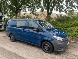 Blauw Gebruikt 2017 Mercedes Vito | € 9.900