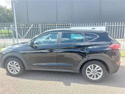 Zwart Gebruikt 2017 Hyundai Tucson Premium SUV | € 15.999 (Goede deal)