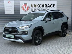 Groen, metallic lak Gebruikt 2022 Toyota RAV4 SUV | € 40.950 (Eerlijke prijs)