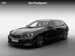 Saphirschwarz metallic (zwart metallic) Nieuw 2025 BMW i5 M Sport Sedan | € 121.217