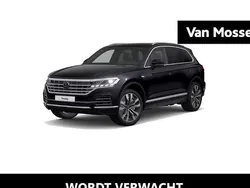 Blauw Gebruikt 2022 VW Touareg Elegance SUV | € 58.900 (Goede deal)