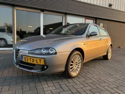 Grijs Gebruikt 2007 Alfa Romeo 147 Business Hatchback | € 1.999 (Eerlijke prijs)
