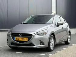 Grijs Gebruikt 2015 Mazda 2 Hatchback | € 13.950 (Eerlijke prijs)