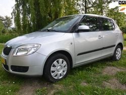 Grijs Gebruikt 2008 Skoda Fabia Classic Hatchback | € 3.250 (Eerlijke prijs)
