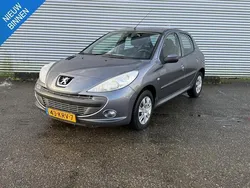 Grijs Gebruikt 2010 Peugeot 206+ Hatchback | € 4.250 (Iets duurder)