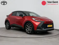 Rood Gebruikt 2024 Toyota C-HR Edition SUV | € 34.999 (Goede deal)