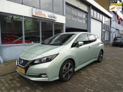 Grijs, metallic lak Gebruikt 2018 Nissan Leaf Hatchback | € 12.750